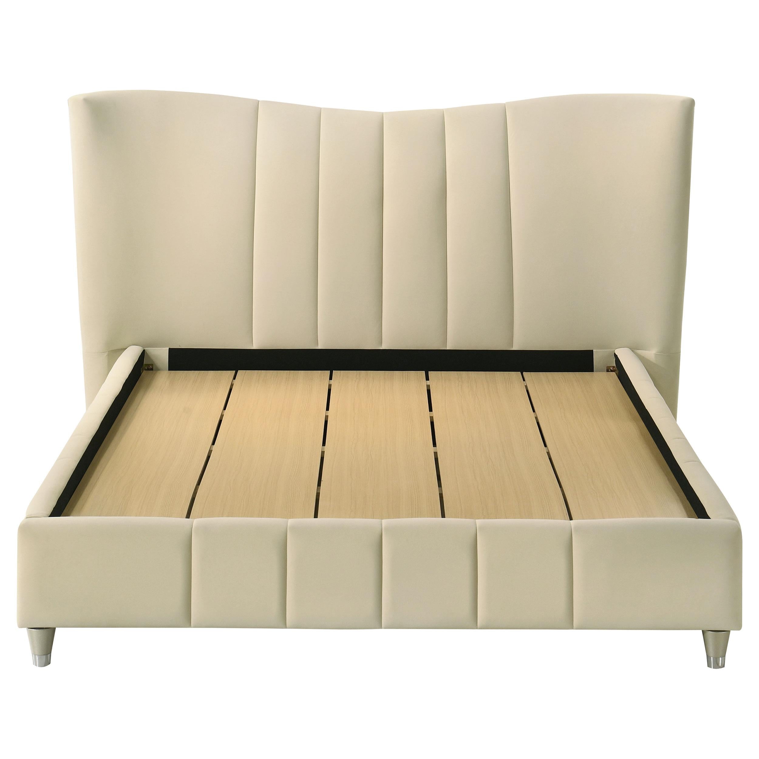Coaster Furniture Evelyn 315956Q Upholstered Queen Panel Platform Bed - Ivory IMAGE 1